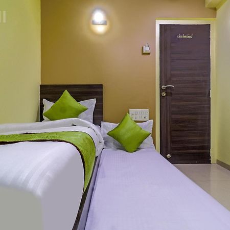 Hotel Gemini Bombay Esterno foto