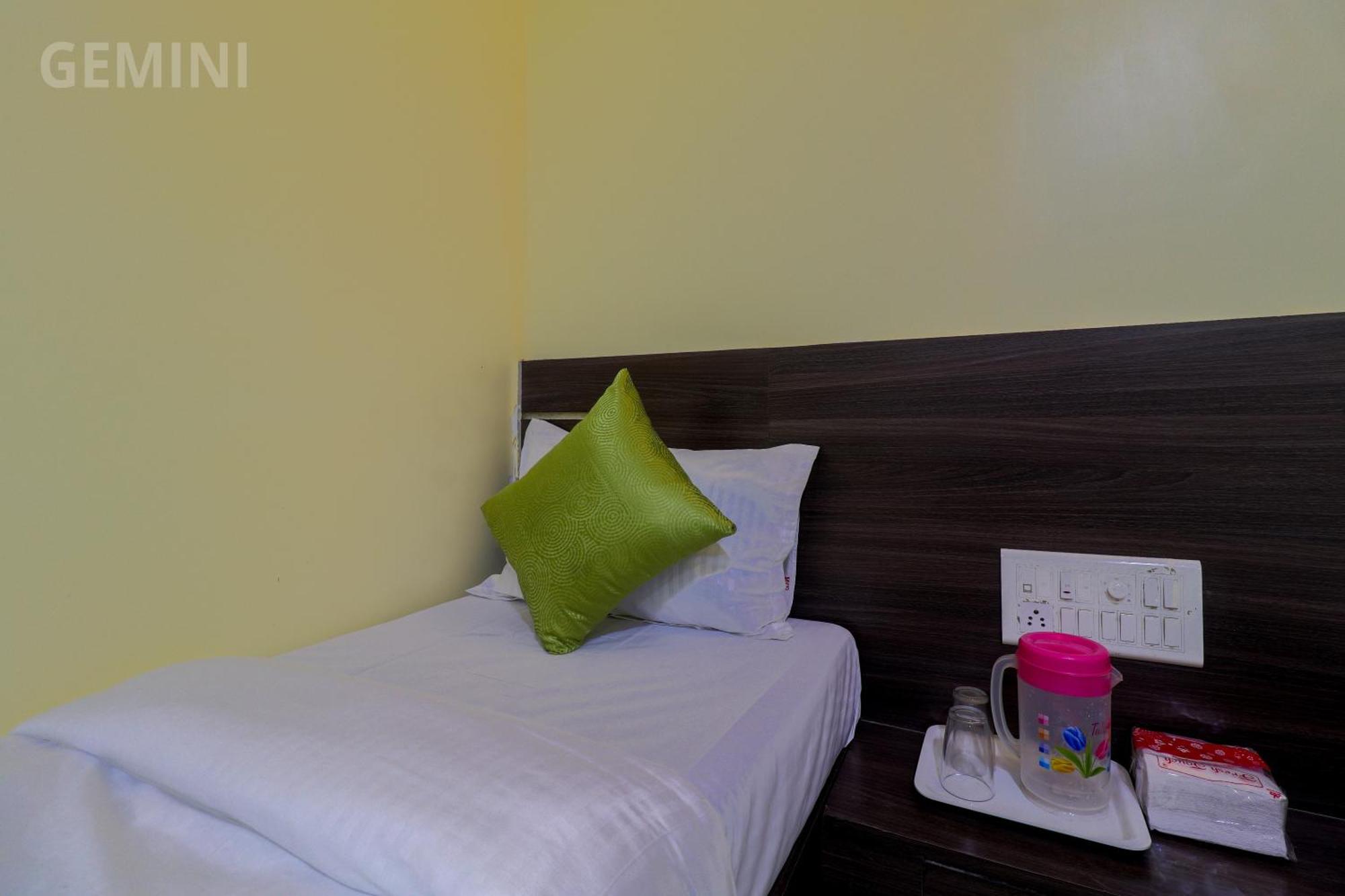 Hotel Gemini Bombay Esterno foto