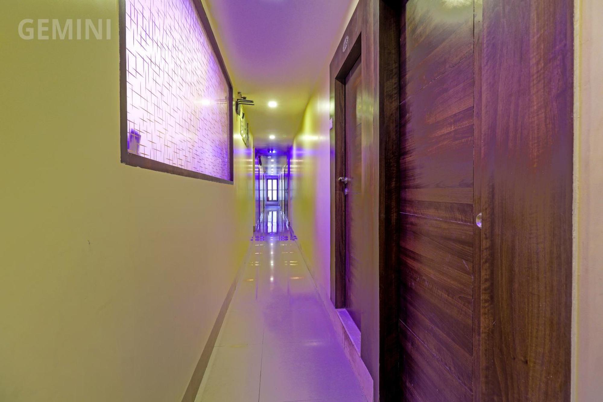 Hotel Gemini Bombay Esterno foto